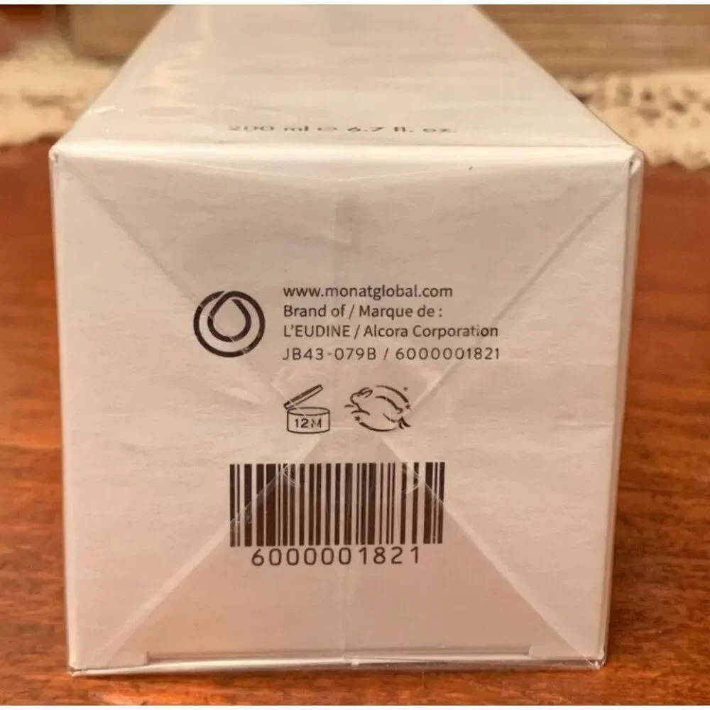Monat Body Care -Exfoliate & Refine polish  Volcanic Pumice & Superfruits